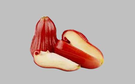 Pommes d'eau (jambose rouge) en forme de poire