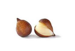 Salaks, fruits serpent, fruit en S à écailles brunes